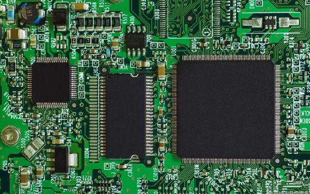 收購 [NXP] 芯片： 物聯(lián)網(wǎng)芯片、處理器 IC、汽車 MCU、砷化鎵 MMIC 放大器、觸摸傳感器