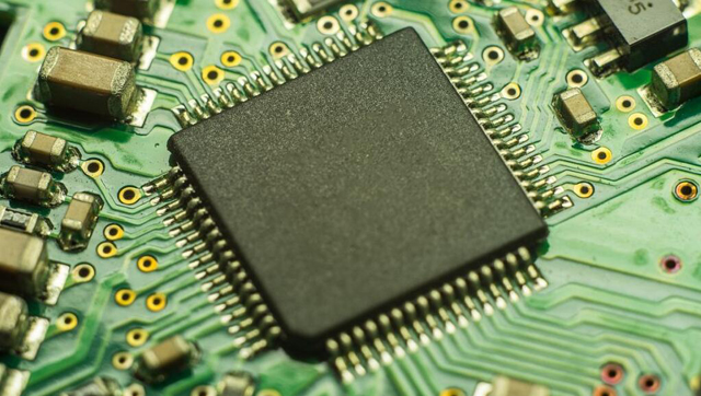 收購【Intel】現(xiàn)場可編程門陣列：Stratix IV FPGAs、SoC FPGAs、Cyclone 10 FPGAs、Arria FPGAs